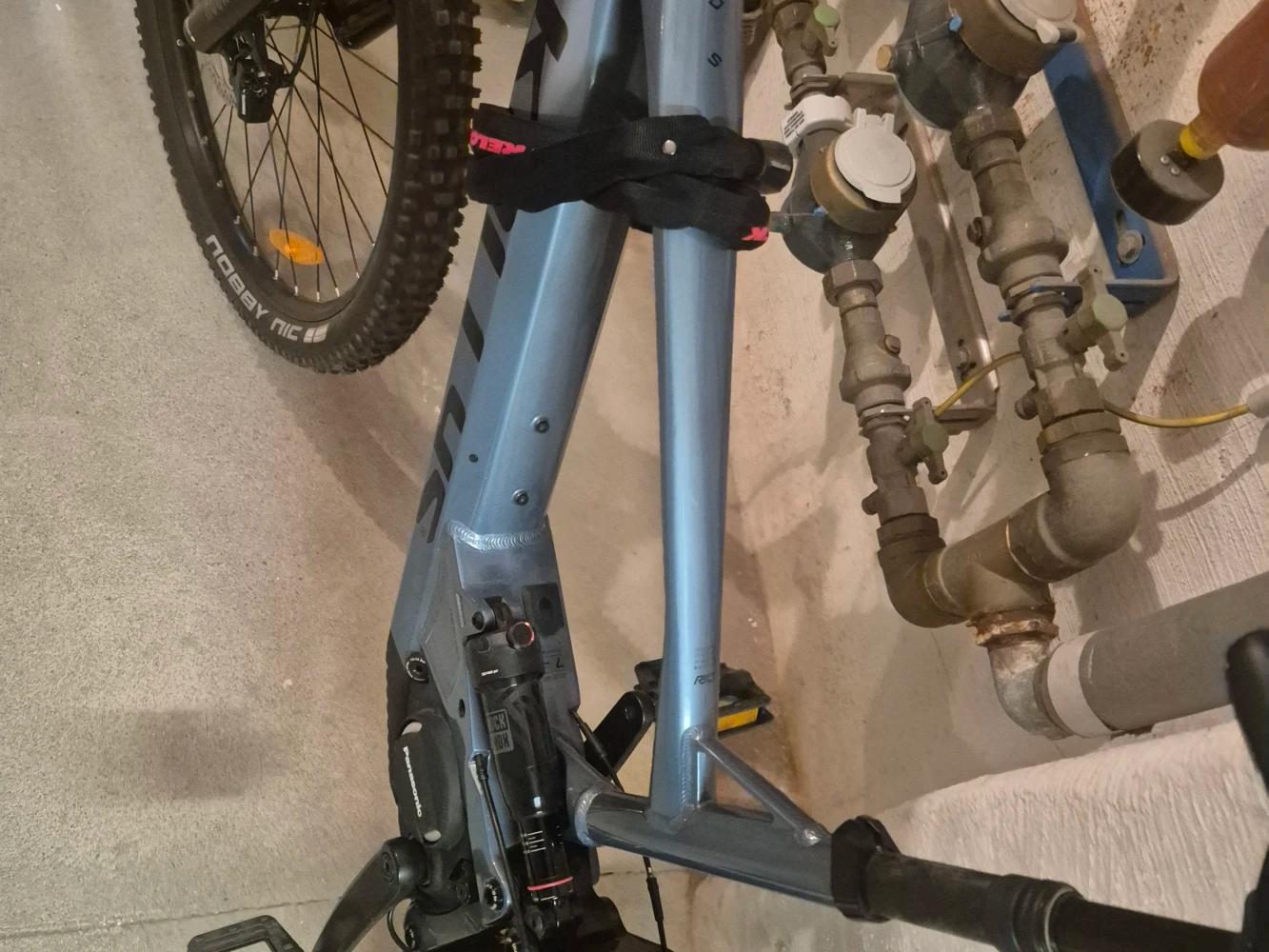 Kellys THEOS E-MTB - Fast wie neu - 725wh