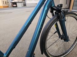 Neuwertiges Cube Touring - nur 1 km gefahren - Rechnung vorhanden: NP 699, - €