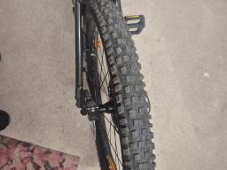 Kellys THEOS E-MTB - Fast wie neu - 725wh